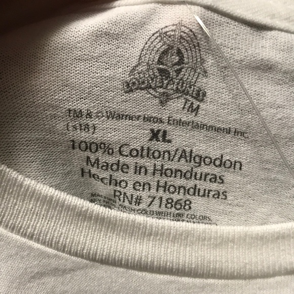 nwt white looney tunes L/s - Picture 3 of 3
